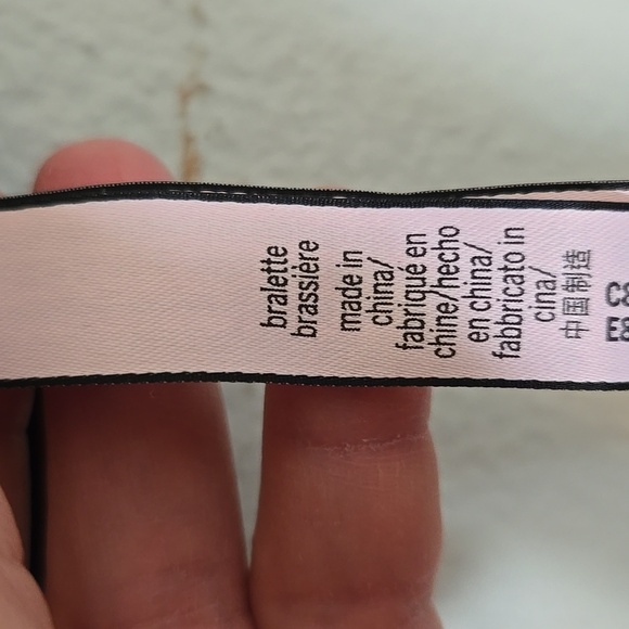 Victoria's Secret | Navy Lace Front Close Bralette Size Large - Picture 7 of 8